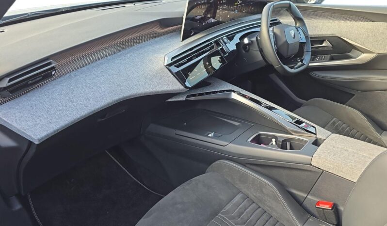 Used Peugeot 3008 73kWh GT Auto 5dr full