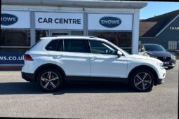 Used Volkswagen Tiguan 2.0 TDI SE Navigation Euro 6 (s/s) 5dr full