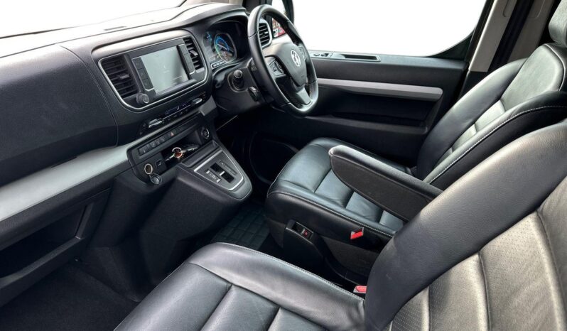 Used Vauxhall Vivaro Life 50kWh Ultimate Auto LWB 5dr (8 Seat, 7.4kW Charger) full