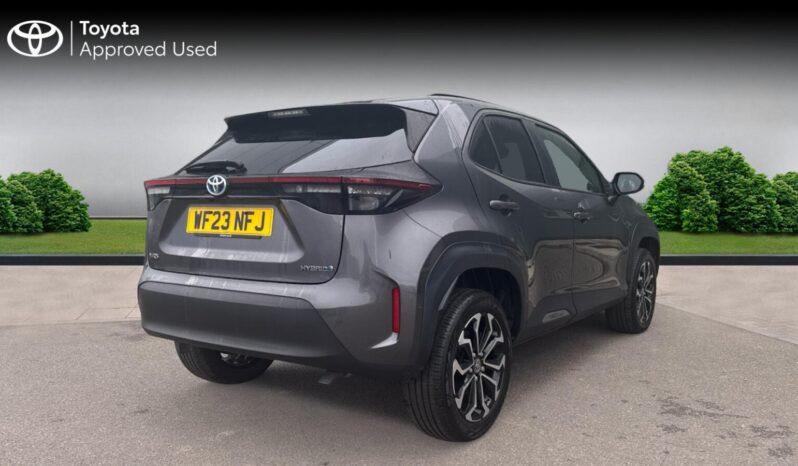 Used Toyota Yaris Cross 1.5 VVT-h Design E-CVT Euro 6 (s/s) 5dr full