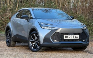 Used Toyota CHR 1.8 VVT-h Design SUV 5dr Petrol Hybrid CVT Euro 6 (s/s) (140 ps)