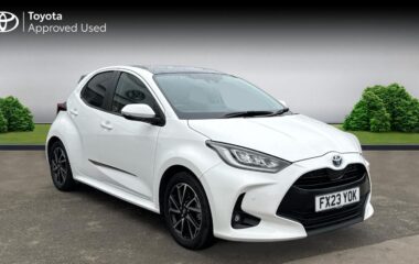 Used Toyota Yaris 1.5 VVT-h Design Hatchback 5dr Petrol Hybrid E-CVT Euro 6 (s/s) (116 ps)