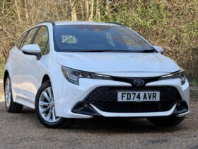 Used Toyota Corolla 1.8 VVT-h Icon Touring Sports 5dr Petrol Hybrid CVT Euro 6 (s/s) (140 ps)