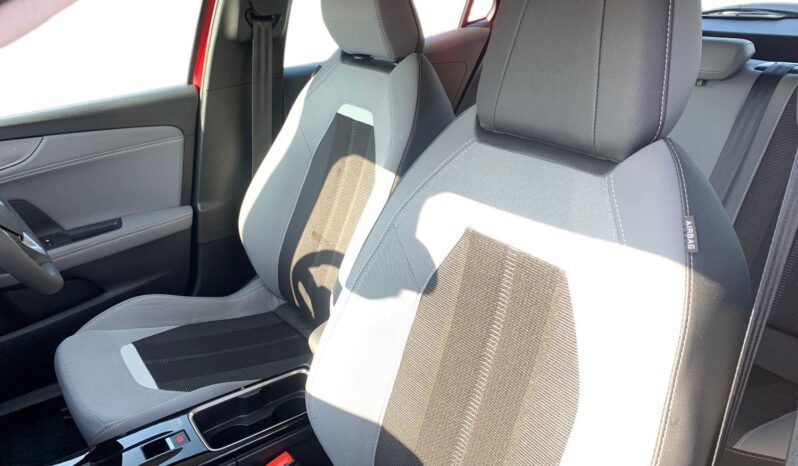 Used Vauxhall Mokka 50kWh Design Auto 5dr full