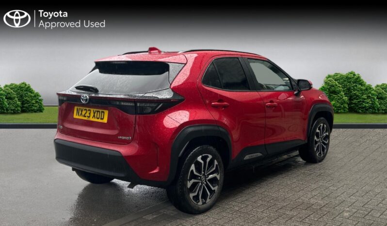 Used Toyota Yaris Cross 1.5 VVT-h Design E-CVT Euro 6 (s/s) 5dr full