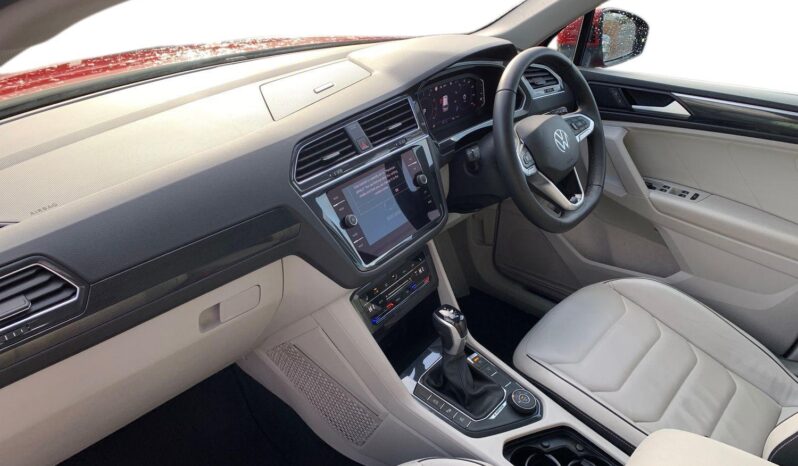 Used Volkswagen Tiguan 2.0 TSI Elegance DSG 4Motion Euro 6 (s/s) 5dr full