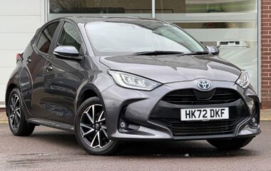 Used Toyota Yaris 1.5 VVT-h Design Hatchback 5dr Petrol Hybrid E-CVT Euro 6 (s/s) (116 ps)
