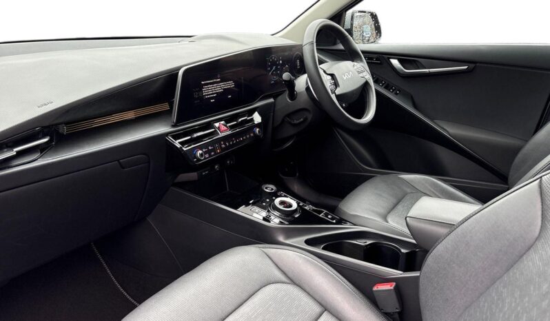 Used Kia Niro 64.8 kWh 4 full