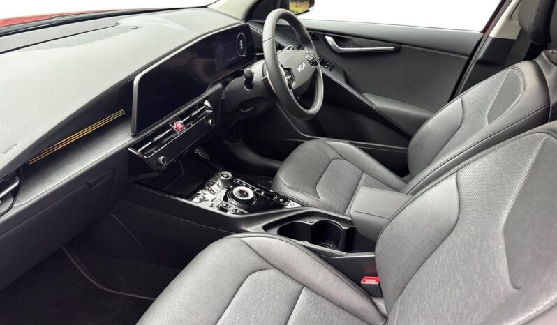 Used Kia Niro 64.8 kWh 4 full