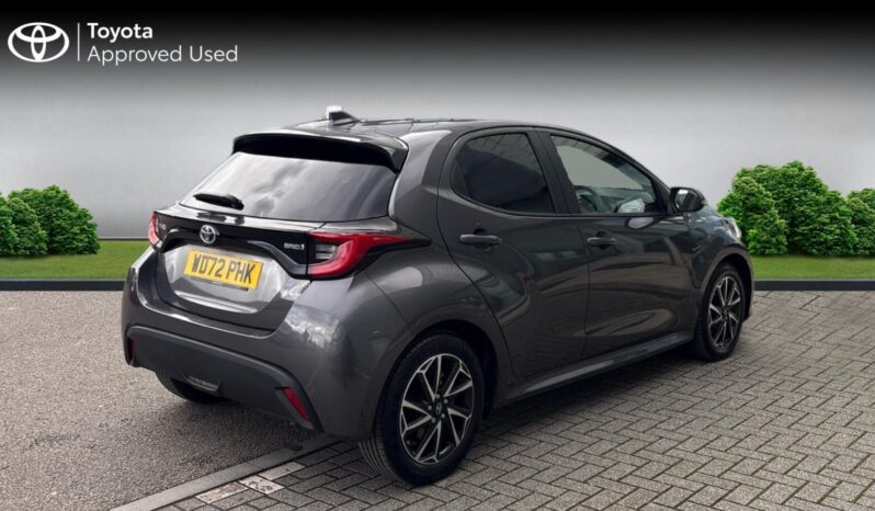 Used Toyota Yaris 1.5 VVT-h Design E-CVT Euro 6 (s/s) 5dr full