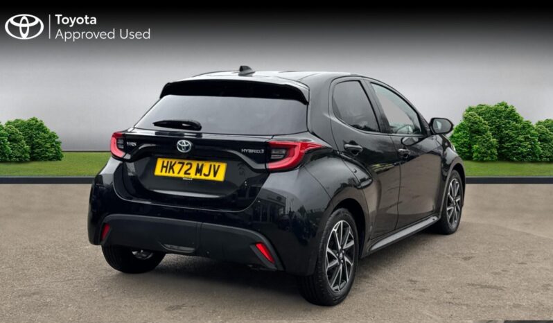 Used Toyota Yaris 1.5 VVT-h Design Hatchback 5dr Petrol Hybrid E-CVT Euro 6 (s/s) (116 ps) full