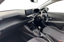 Used Peugeot 208 1.2 PureTech Style Euro 6 (s/s) 5dr full