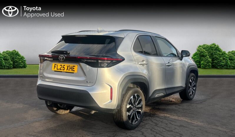 Used Toyota Yaris Cross 1.5 VVT-h Design E-CVT Euro 6 (s/s) 5dr full