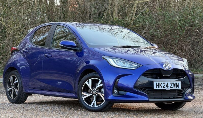 Used Toyota Yaris 1.5 VVT-h Design Hatchback 5dr Petrol Hybrid E-CVT Euro 6 (s/s) (116 ps) full