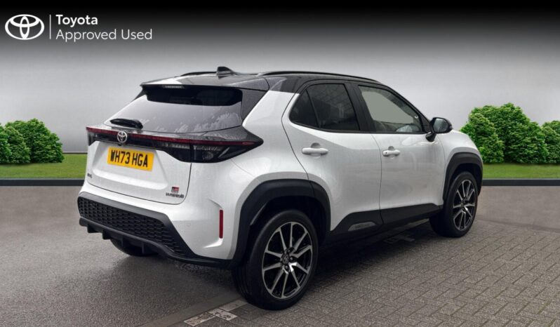 Used Toyota Yaris Cross 1.5 VVT-h GR SPORT E-CVT Euro 6 (s/s) 5dr full