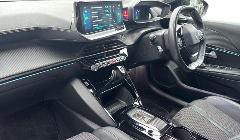 Used Peugeot 208 50kWh GT Auto 5dr (7kW Charger) full