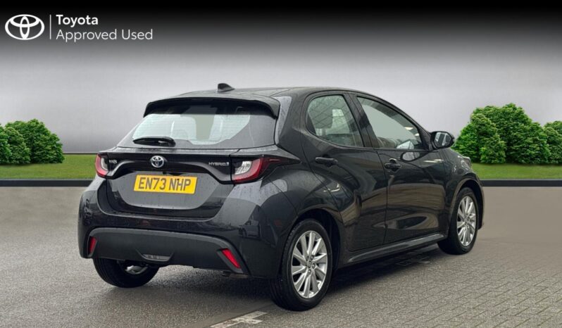 Used Toyota Yaris 1.5 VVT-h Icon E-CVT Euro 6 (s/s) 5dr full