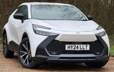 Used Toyota CHR 1.8 VVT-h Design SUV 5dr Petrol Hybrid CVT Euro 6 (s/s) (140 ps)