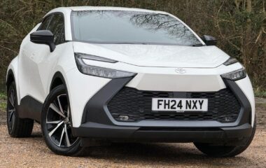 Used Toyota CHR 2.0 VVT 13.6kWh Design SUV 5dr Petrol Plug-in Hybrid CVT Euro 6 (s/s) (223 ps)