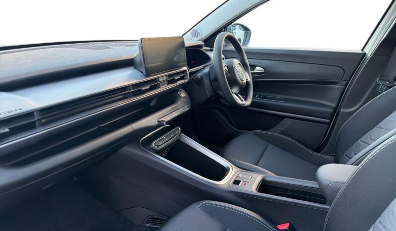 Used Jeep Avenger 54kWh e-Altitude Auto 5dr full