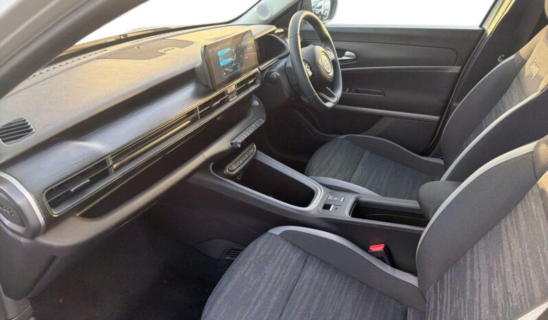 Used Jeep Avenger 54kWh e-Longitude Auto 5dr full