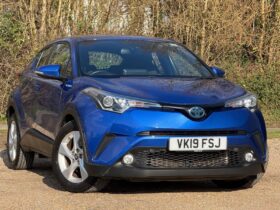 Used Toyota CHR 1.8 VVT-h Icon SUV 5dr Petrol Hybrid CVT Euro 6 (s/s) (122 ps)