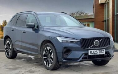 Used Volvo XC60 Ultra, T8 AWD Plug-in hybrid, Electric/Petrol, Dark
