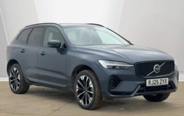 Used Volvo XC60 Ultra, T8 AWD Plug-in hybrid, Electric/Petrol, Dark