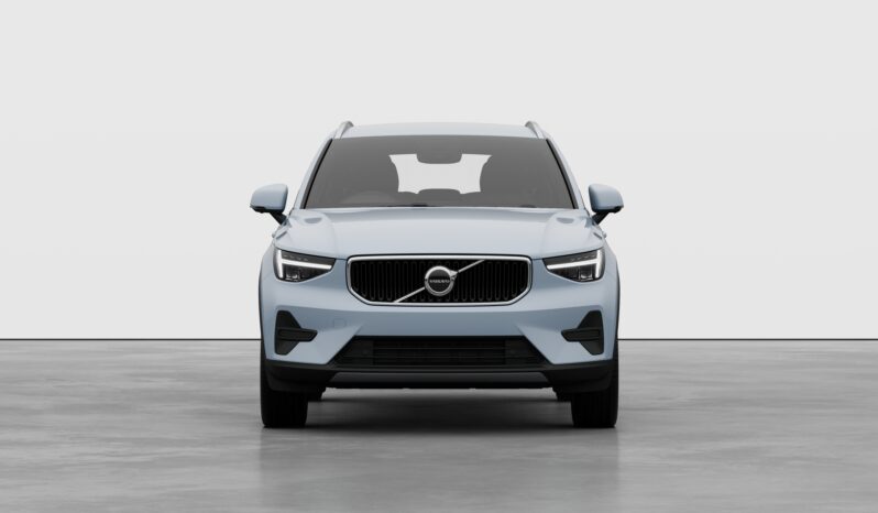 Used Volvo XC40 Core full