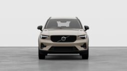 Used Volvo XC40 Plus Pro full