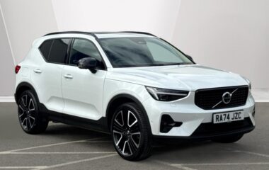 Used Volvo XC40 Ultra, B4 Mild hybrid, Petrol, Dark