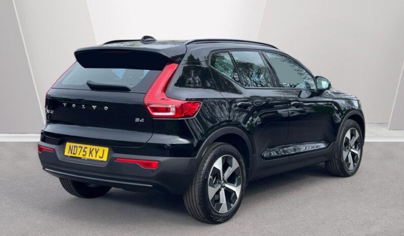 Used Volvo XC40 Plus, B4 Mild hybrid, Petrol, Dark full