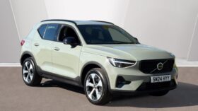 Used Volvo XC40 Plus, B3 Mild hybrid, Petrol, Dark