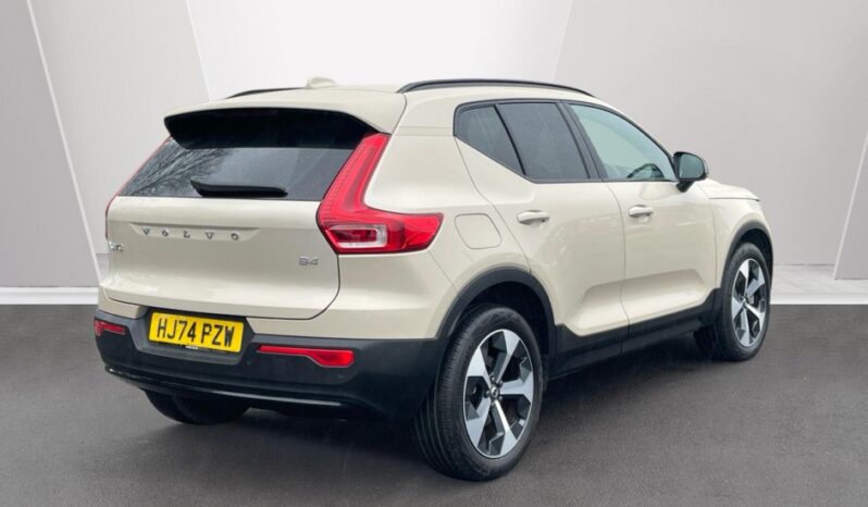 Used Volvo XC40 Plus, B4 Mild hybrid, Petrol, Dark full