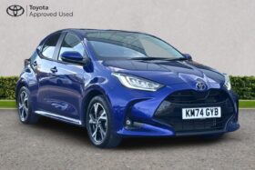 Used Toyota Yaris 1.5 VVT-h Design E-CVT Euro 6 (s/s) 5dr