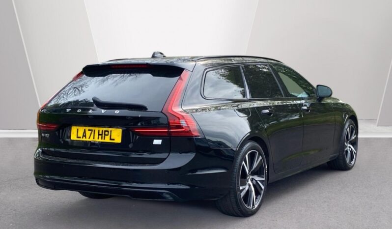 Used Volvo V90 Recharge R-Design, T6 AWD plug-in hybrid full