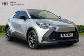 Used Toyota CHR 2.0 VVT 13.6kWh Design CVT Euro 6 (s/s) 5dr