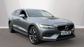Used Volvo V60 Cross Country Pro, B5 AWD mild hybrid