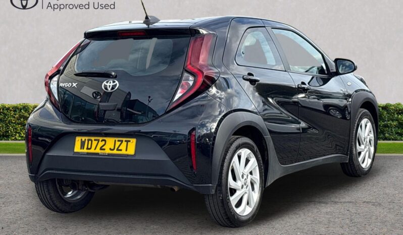 Used Toyota Yaris Cross 1.5 VVT-h Icon E-CVT Euro 6 (s/s) 5dr full