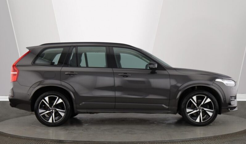 Used Volvo XC90 Plus, B5 AWD mild hybrid, Diesel, Dark, 7 Seats full