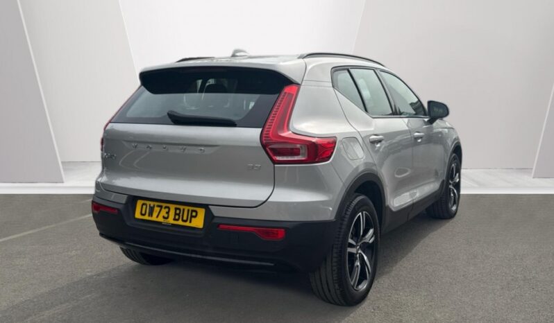 Used Volvo XC40 Plus, B3 Mild hybrid, Petrol, Dark full