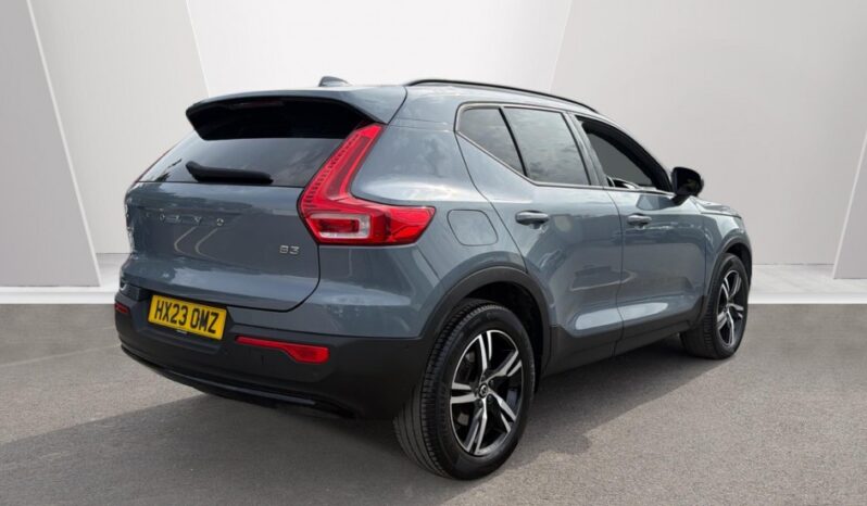 Used Volvo XC40 Plus, B3 mild hybrid, Petrol, Dark full