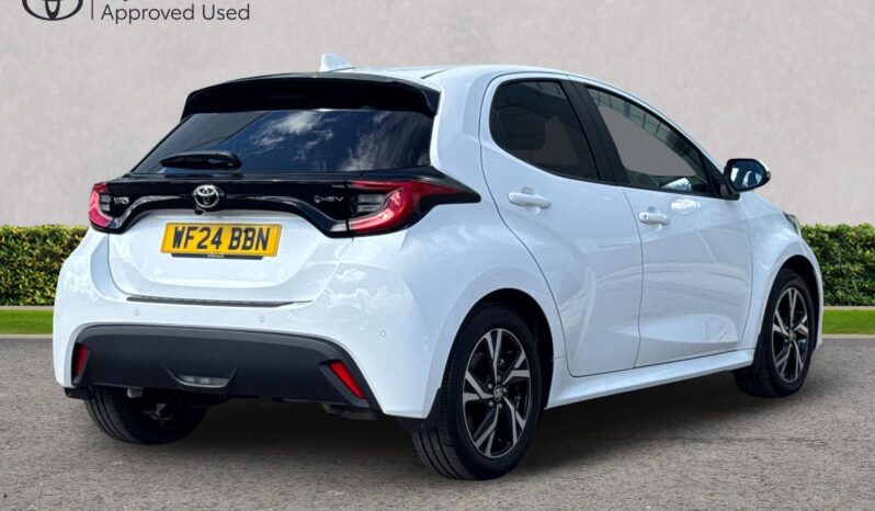 Used Toyota Yaris 1.5 VVT-h Design E-CVT Euro 6 (s/s) 5dr full