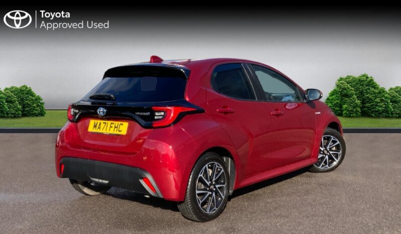 Used Toyota Yaris 1.5 VVT-h Design E-CVT Euro 6 (s/s) 5dr full