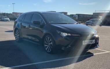 Used Toyota Corolla 1.8 VVT-h Design Touring Sports CVT Euro 6 (s/s) 5dr