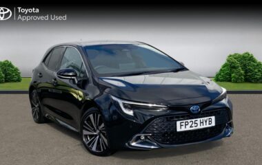 Used Toyota Corolla 1.8 VVT-h Design CVT Euro 6 (s/s) 5dr