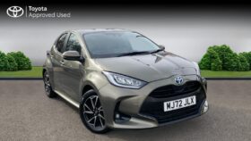 Used Toyota Yaris 1.5 VVT-h Design E-CVT Euro 6 (s/s) 5dr