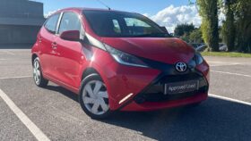 Used Toyota AYGO 1.0 VVT-i x-play Hatchback 5dr Petrol Manual Euro 6 (71 ps)
