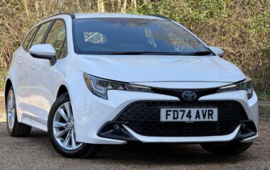 Used Toyota Corolla 1.8 VVT-h Icon Touring Sports 5dr Petrol Hybrid CVT Euro 6 (s/s) (140 ps)
