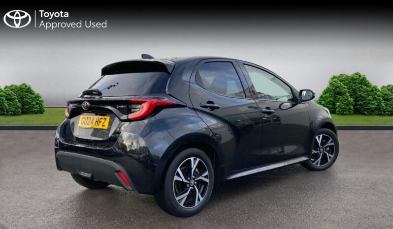 Used Toyota Yaris 1.5 VVT-h Design E-CVT Euro 6 (s/s) 5dr full